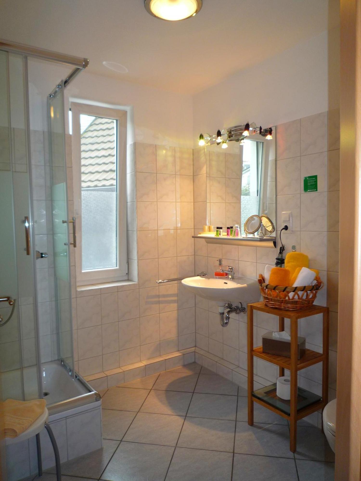 Hotel Abalone Remscheid Habitación foto