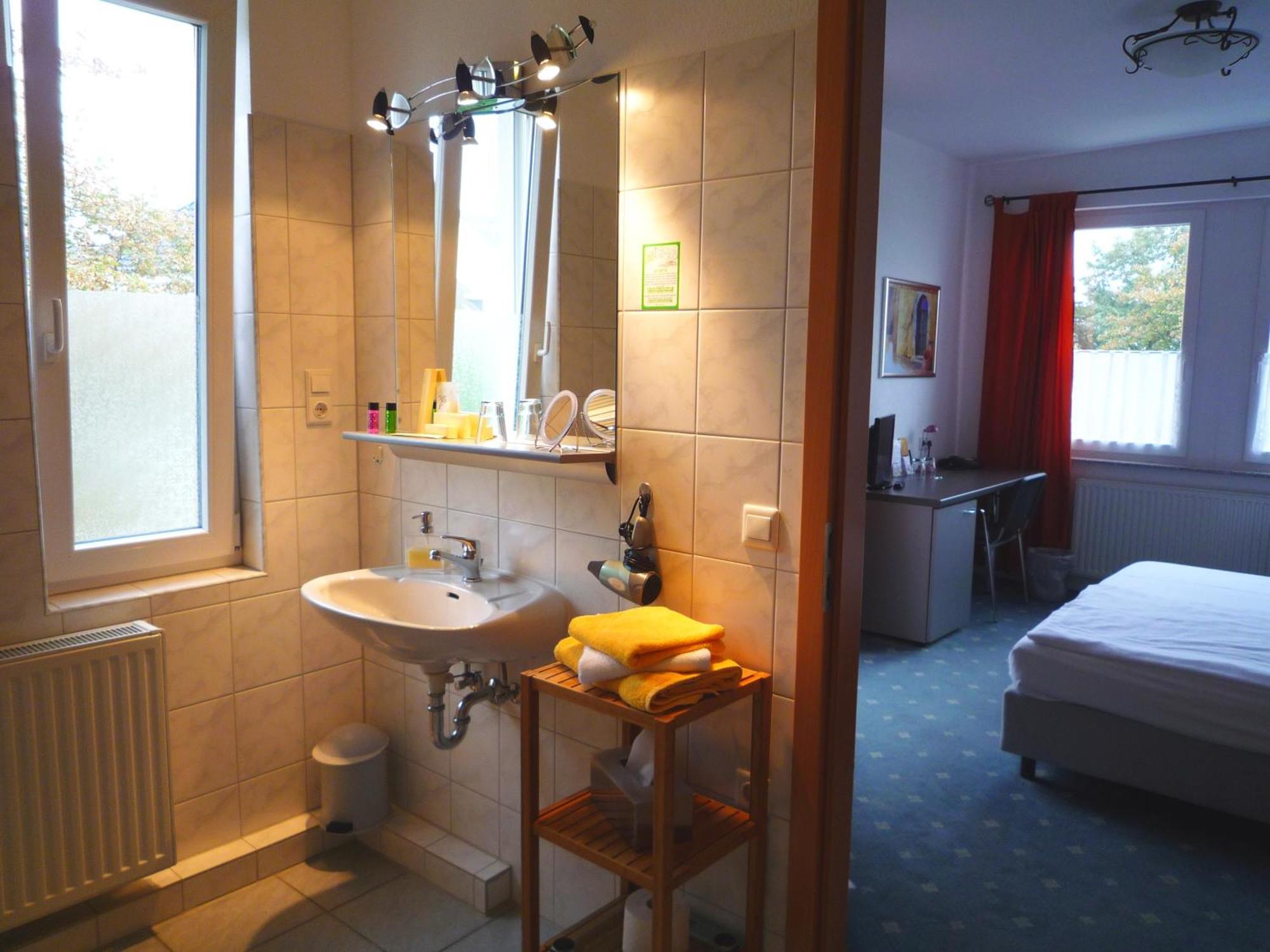 Hotel Abalone Remscheid Habitación foto